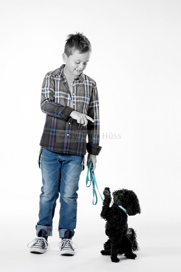 Foto Hüss - Portrait - Kinder - Junge mit Hund